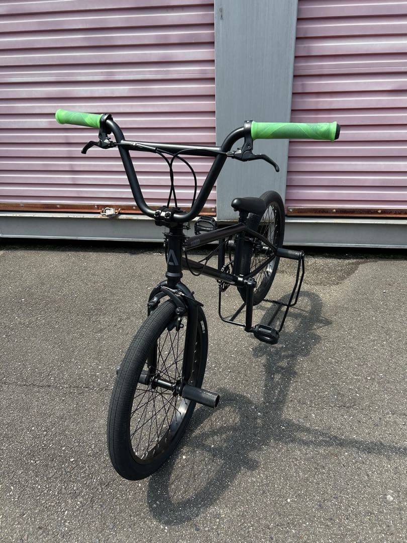 自転車本体 ARES SWORD BMX
