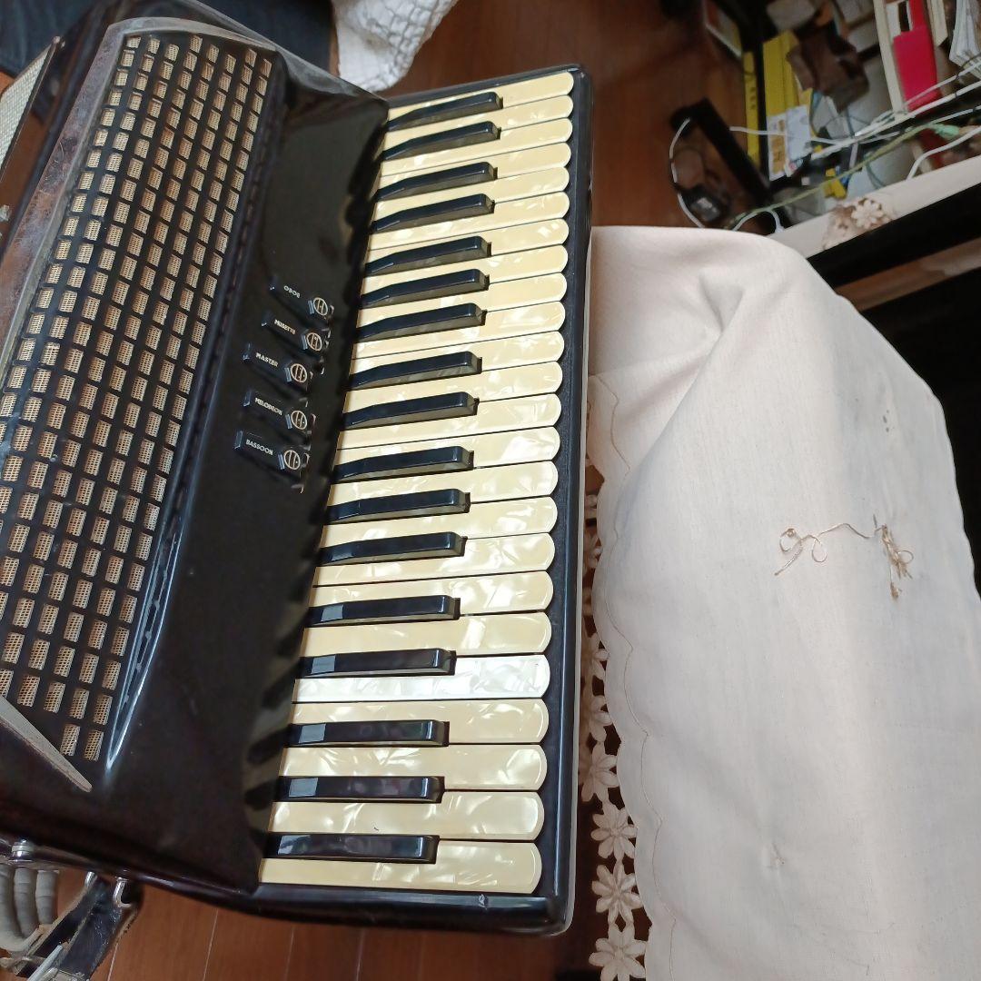 アコーディオン