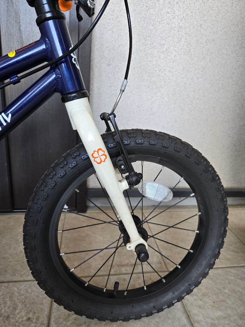 【値下げ】(直接引き渡し希望)ヨツバサイクル 16インチ 幼児用自転車 ネイビー