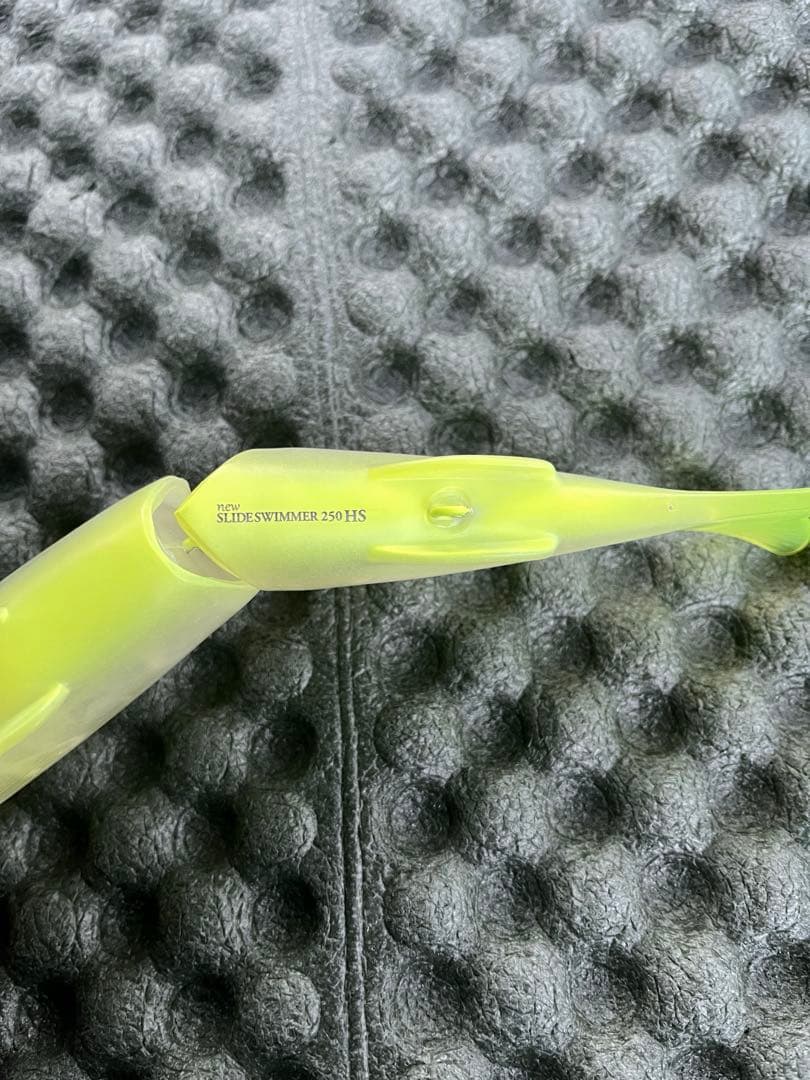 スライドスイマー250 ヘッドショット　メイアンレモン　IP