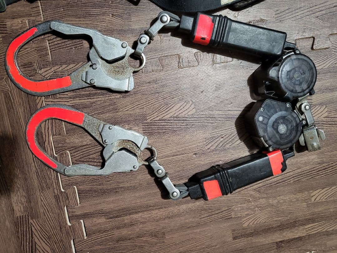 TITANフルハーネス4セット