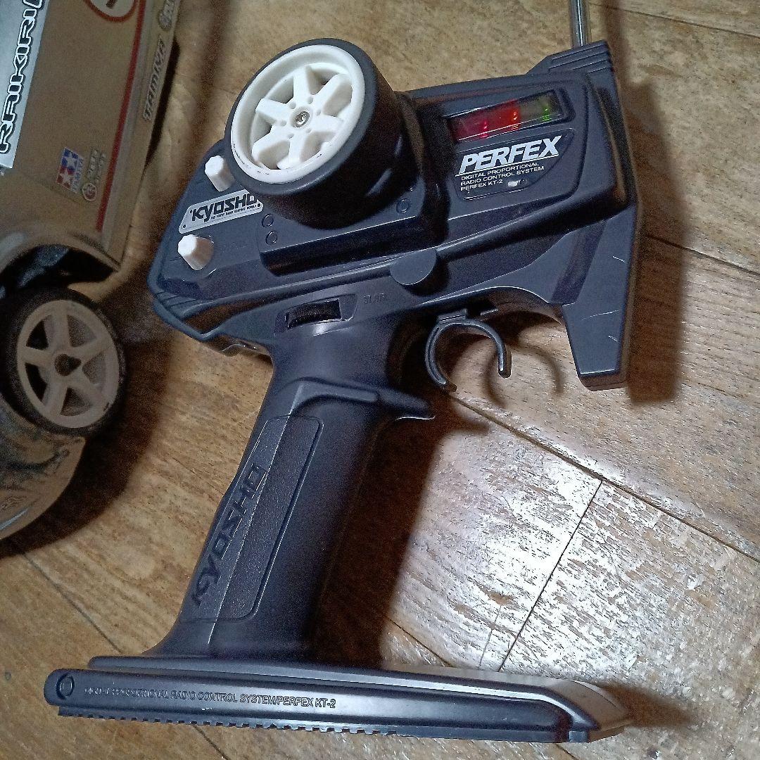 KYOSHO　エンジンカー四駆　ラジコン　模型