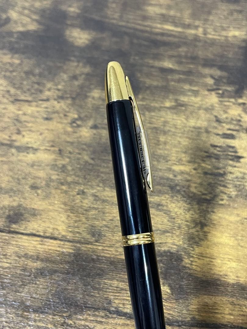 未使用に近い　シール付き　18金　ゴールド　中字　キャップレス　万年筆　備品付き
