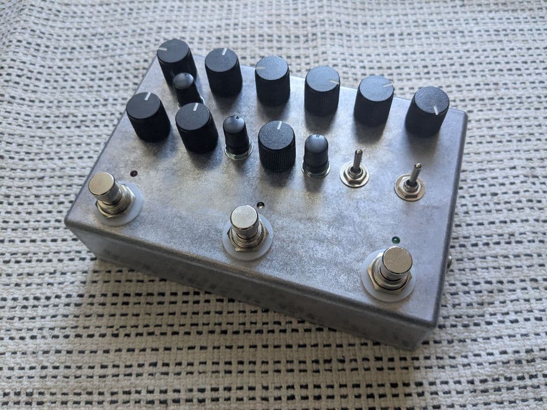 エフェクター製作引き受けます