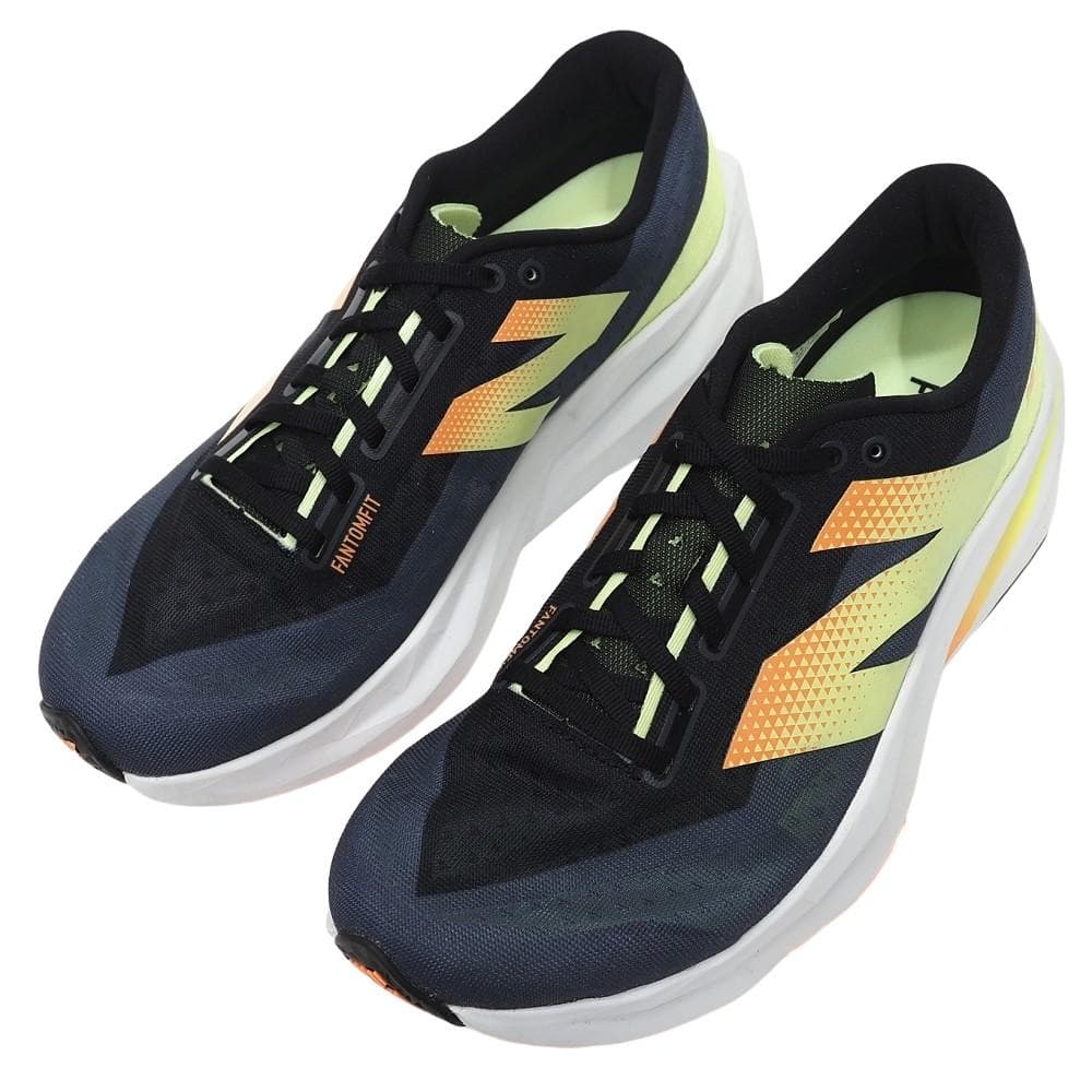 B07318 未使用 new balance FuelCell Rebel v4