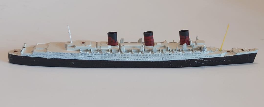 船・ボート Triang MINIC R.M.S. M-703 QUEEN MARY