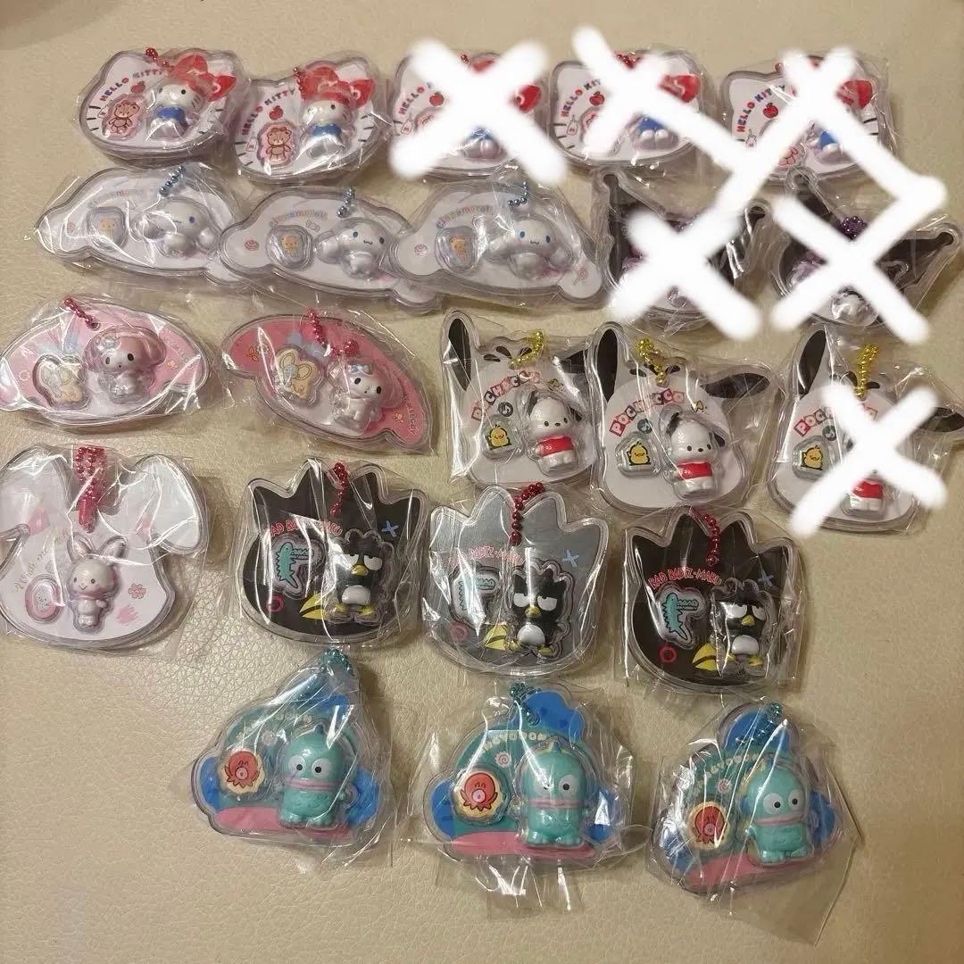 サンリオキャラクターズパッケージチャーム&チョコボーロキテ