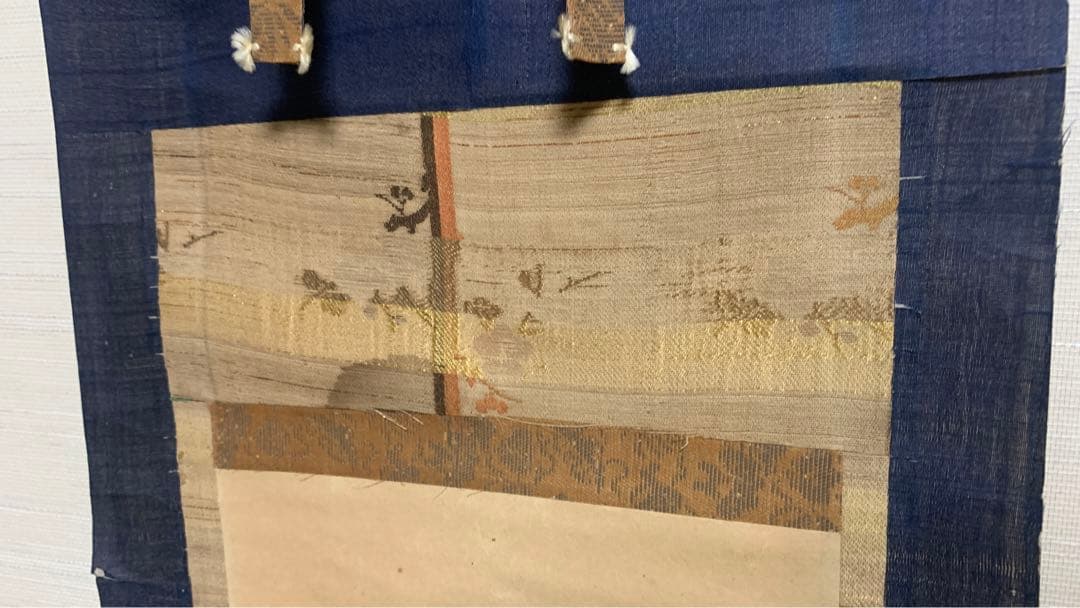 アンティーク水墨画　江戸期　龍　捺印あり　在銘　オリジナル表装　掛け軸