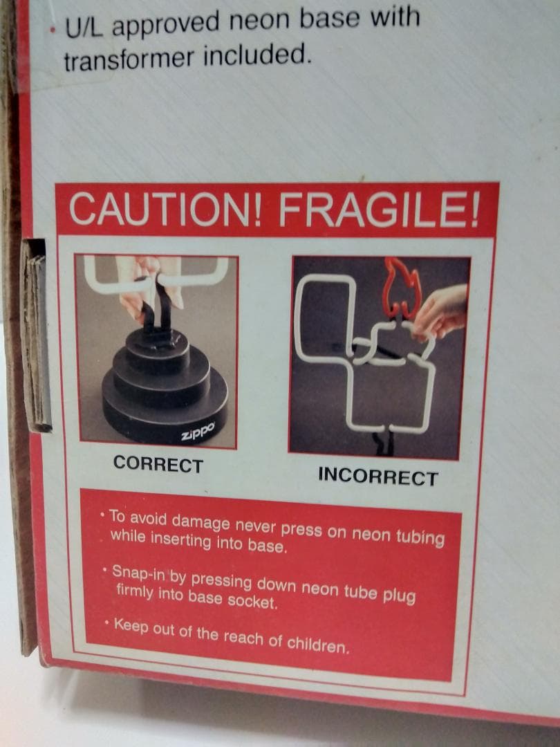 ZIPPO　ジッポー　ネオン　　　　　　　　　　ライター　スカルプチュア　未使用