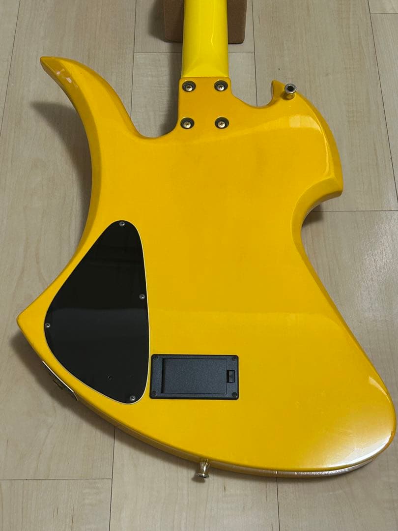 大幅値下げBurny MG-145／イエローハート／FERNANDES／hide