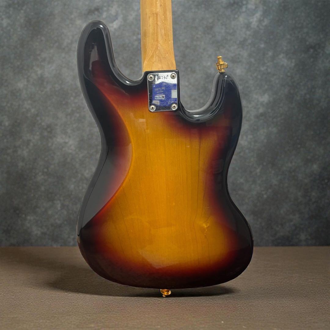 ベース Edwards ESP LUNASEA J model J-RJB