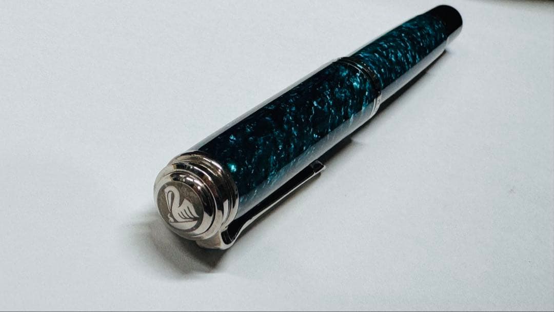 お*か様 ペリカン スーベレーン M805 オーシャンスワール　ニブEF　Pel