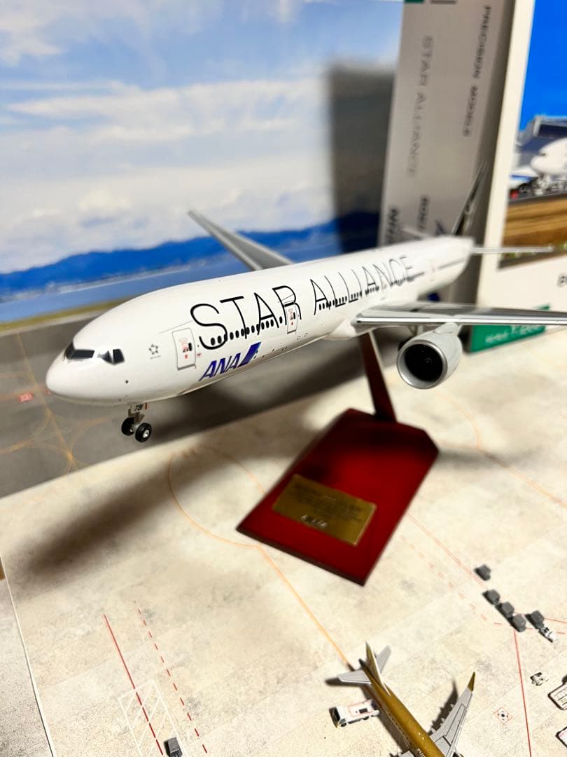 ANA B777-300ER スターアライアンス　1/200 アラジン