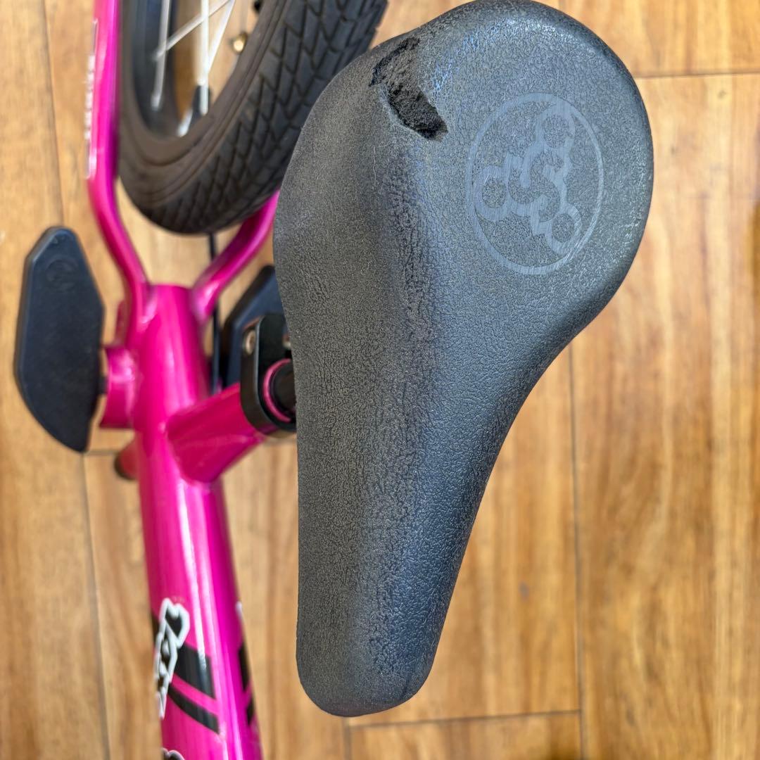 大人気 STRIDER ストライダー 14X スポーツ バランスバイク ピンク