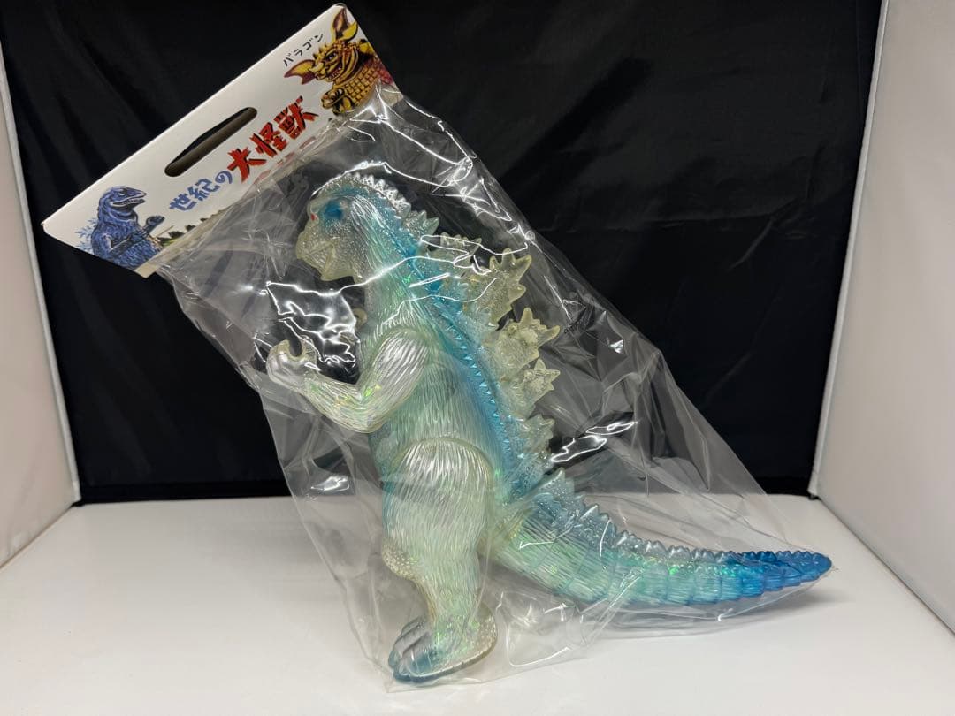 マルサン　友の会限定　クリスタル　怪獣シリーズ　　　　　ゴジラ　赤目　1954