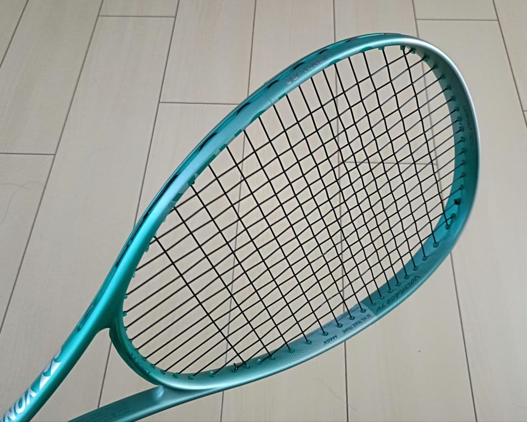 ２０２５年６月発売品　YONEX　ボルトレイジ７Ｖ