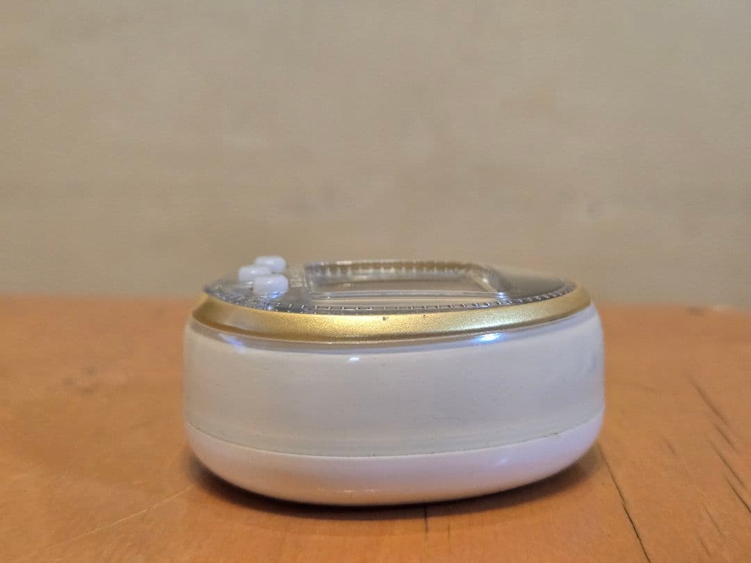 たまごっち4U 白 ホワイト tamagotchi