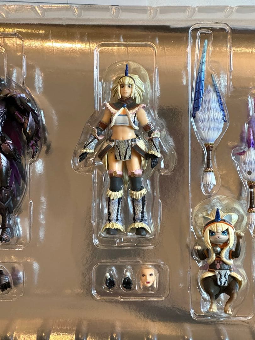 カプコン モンスターハンター4G フル可動CFBアクションモデル