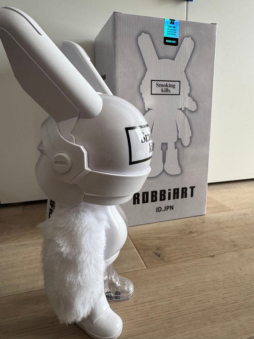 ROBBi x #FR2 SMOKING Rabbit 400％