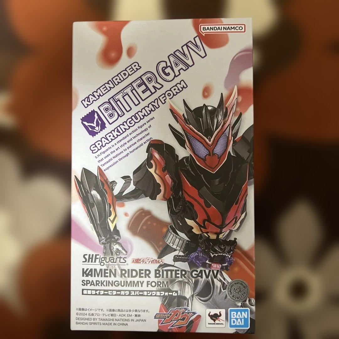 カ*】様 SHFiguarts 仮面ライダー ビターガヴ スパーキングガミフォー