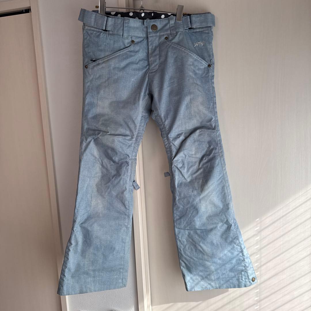 estivo（エスティボ）のスノーボードウェア　セットアップ