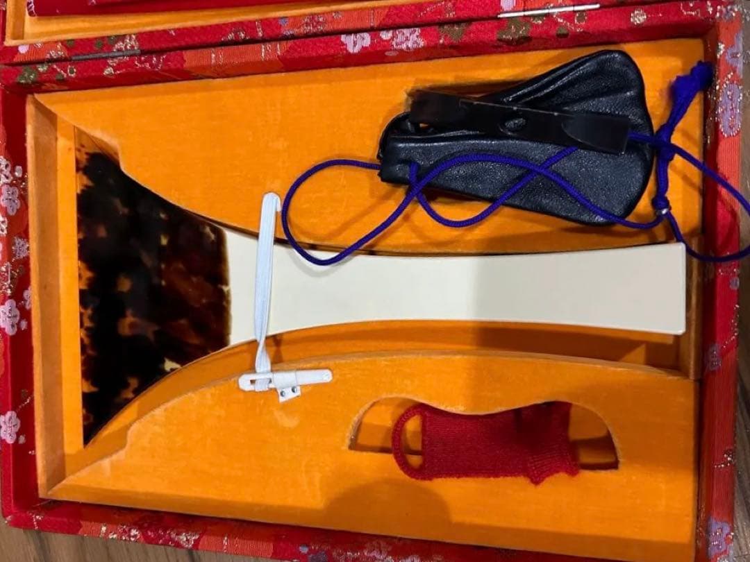 三味線　バチ、ケース込み