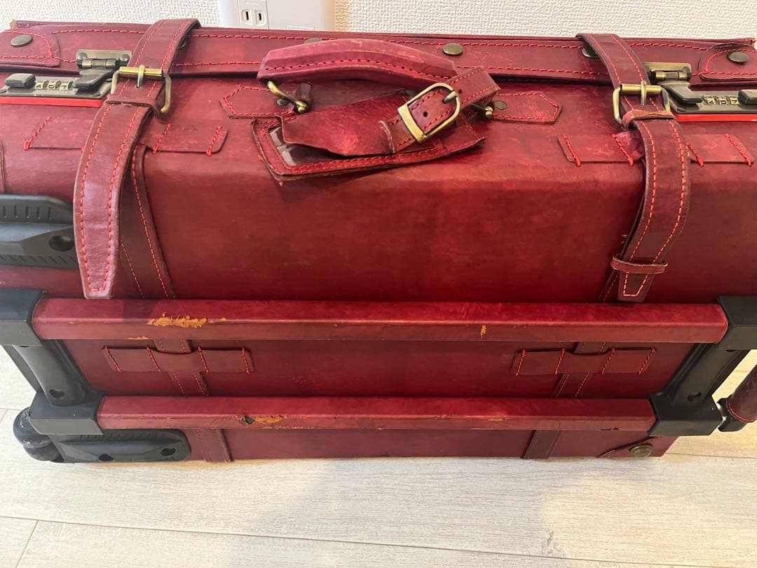 シフレ　ユーラシアトランク　レッド　豚革