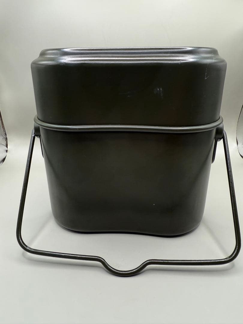 【美品】【レア】ドイツ軍 アルミ飯盒 OSIM75 メスキット　はんごうキャンプ