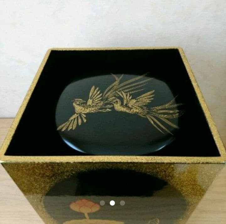 在庫処分 漆塗り 高級骨壺  黒色