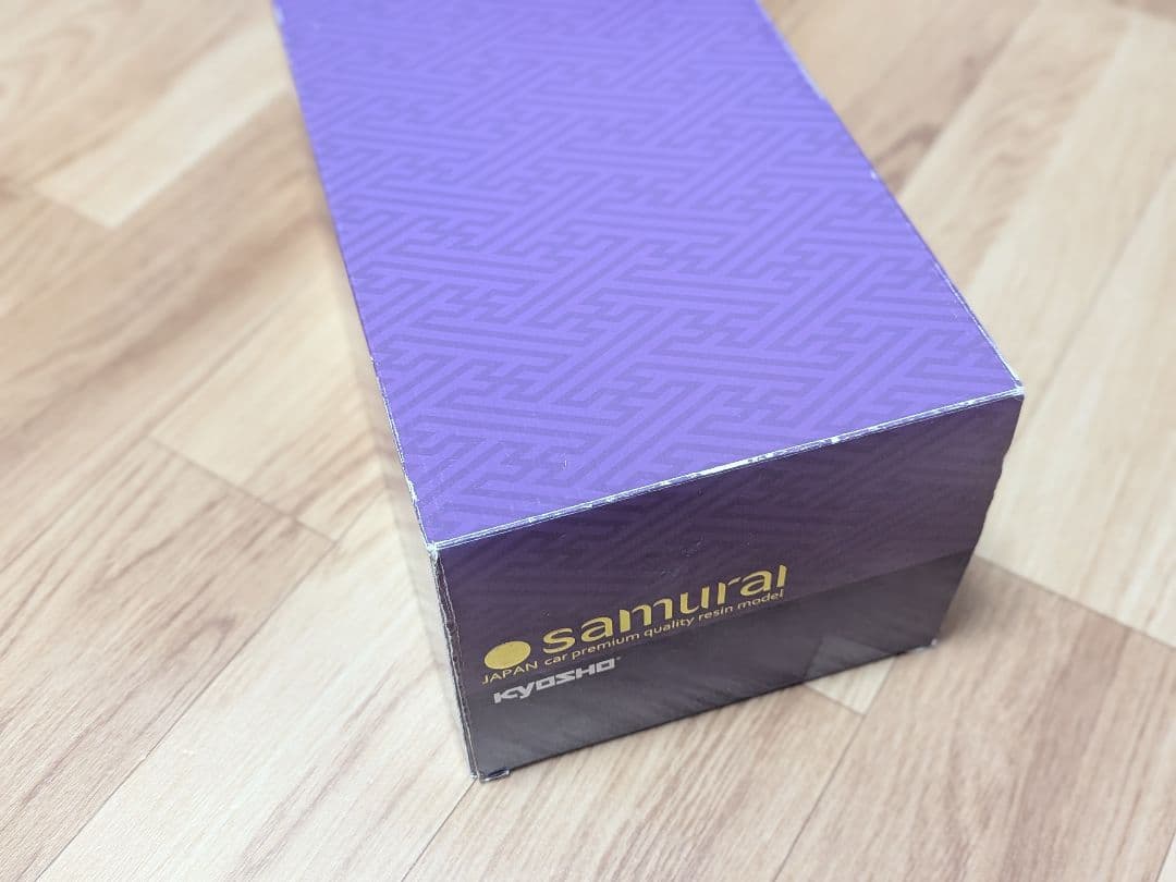 京商　レクサスRX200t 1/18ミニカー