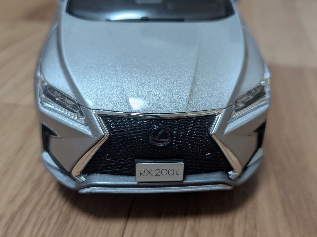 京商　レクサスRX200t 1/18ミニカー