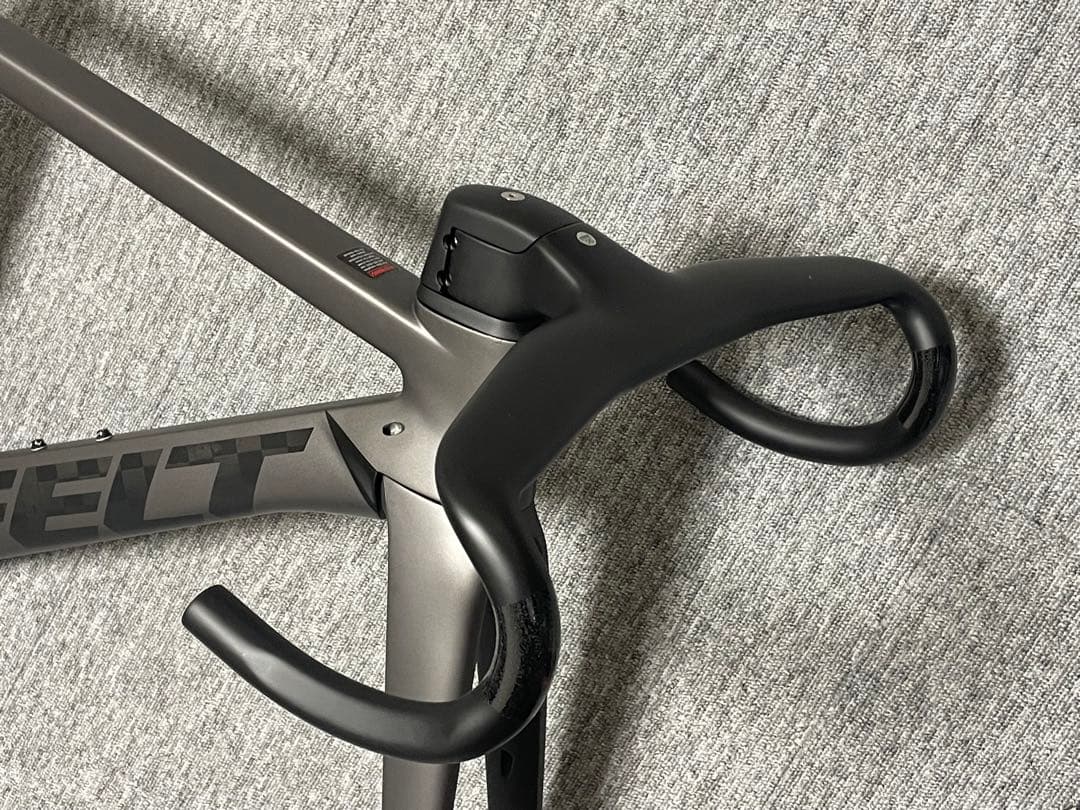 貧脚　FELT AR シリーズ専用 完全内装エアロカーボンハンドルキット