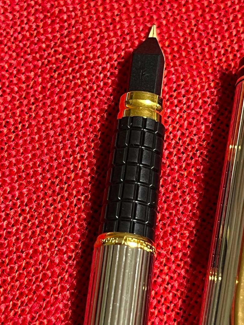 変更Waterman エグゼクティブ　I deal 万年筆 .ボールペン　銀張り