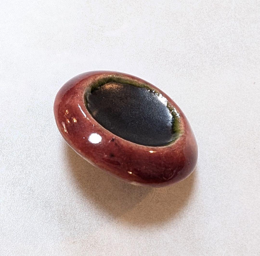 エ*イ様 No.0322　ルーシー·リー　陶器ボタンC