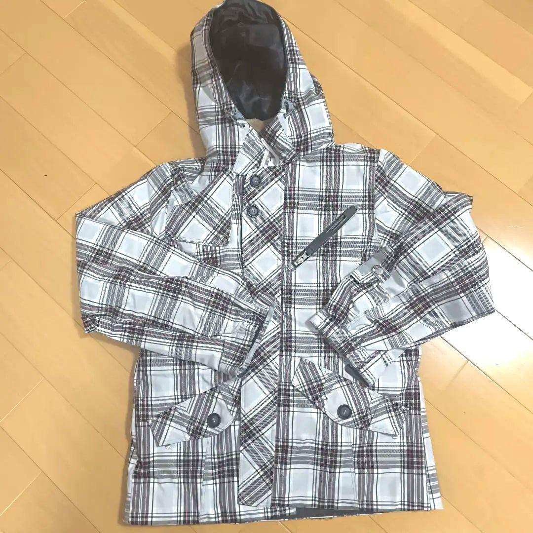 スキーウェア　スノボウェア　上下セット