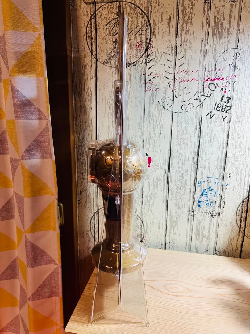 ジョジョ　一番くじ　スティール・ボール・ラン　A賞　優勝トロフィー型貯金箱