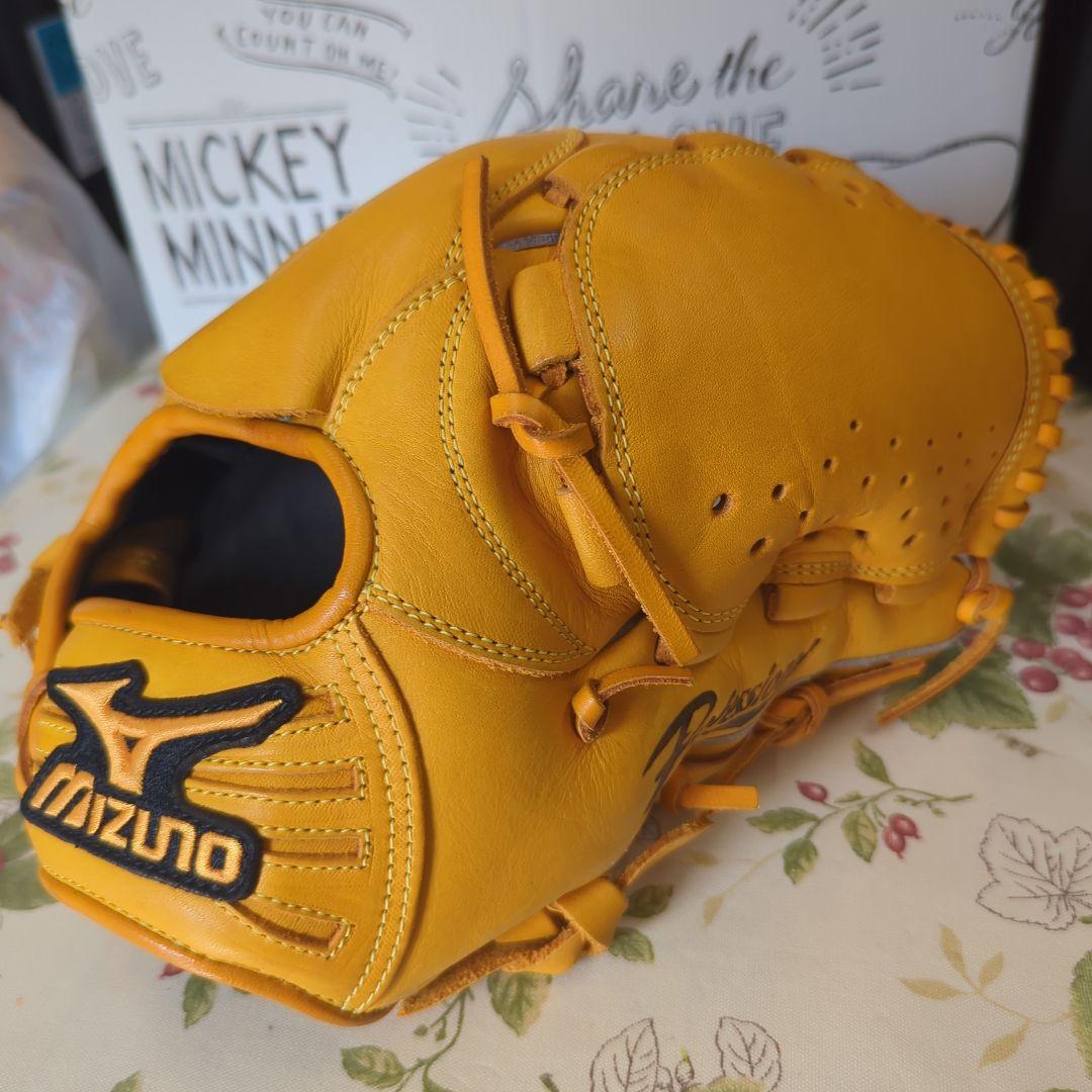 か*ず様 【大人用軟式野球グローブ】Mizuno Professional 斎藤