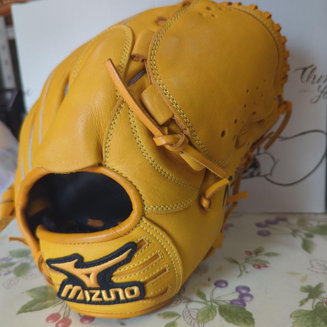 か*ず様 【大人用軟式野球グローブ】Mizuno Professional 斎藤