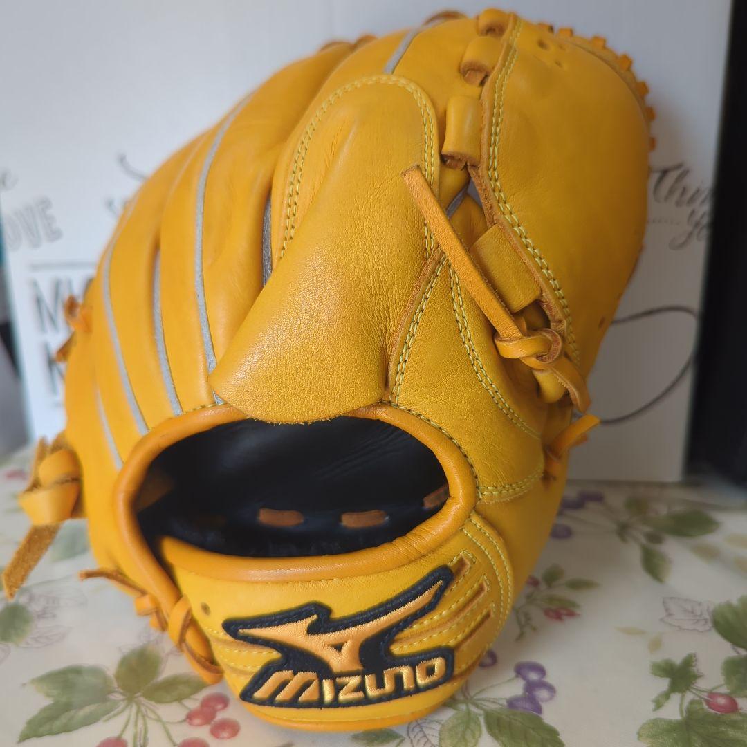 か*ず様 【大人用軟式野球グローブ】Mizuno Professional 斎藤
