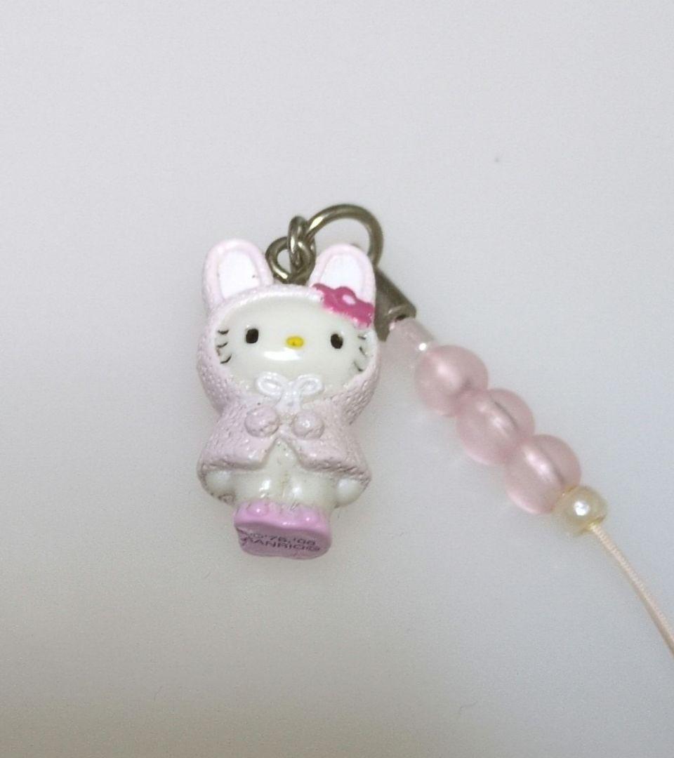 d*3様 ハローキティ ストラップ ピンク　うさぎ