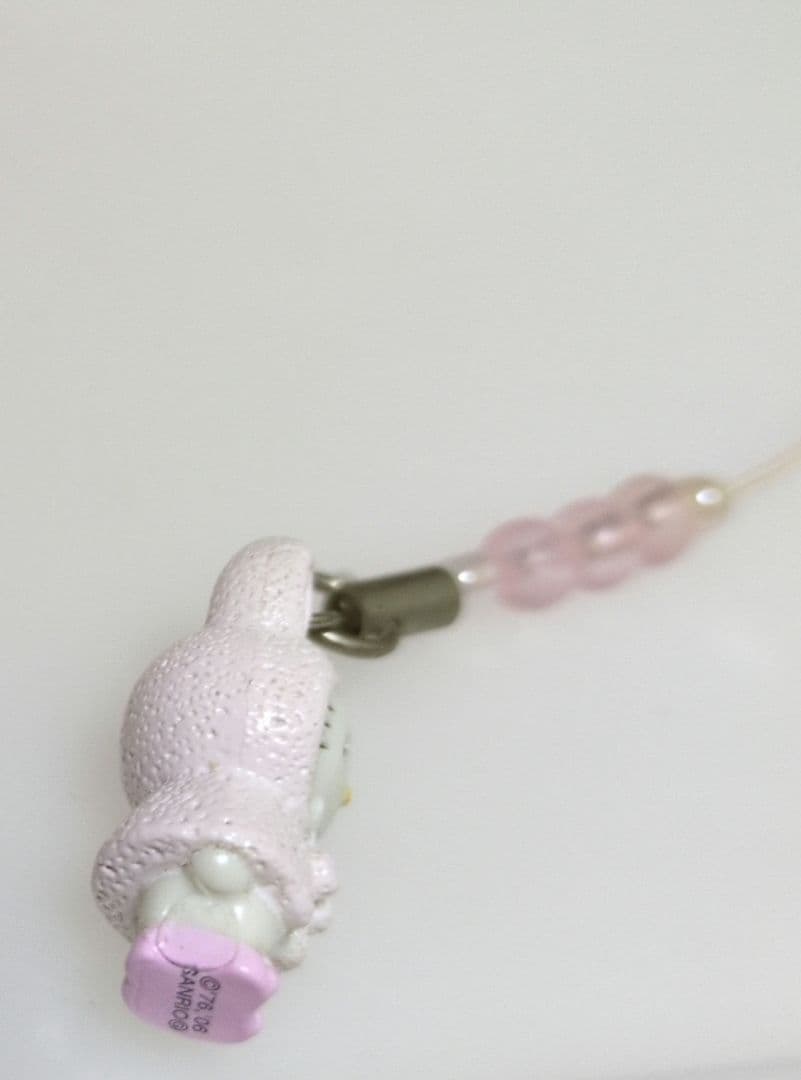 d*3様 ハローキティ ストラップ ピンク　うさぎ