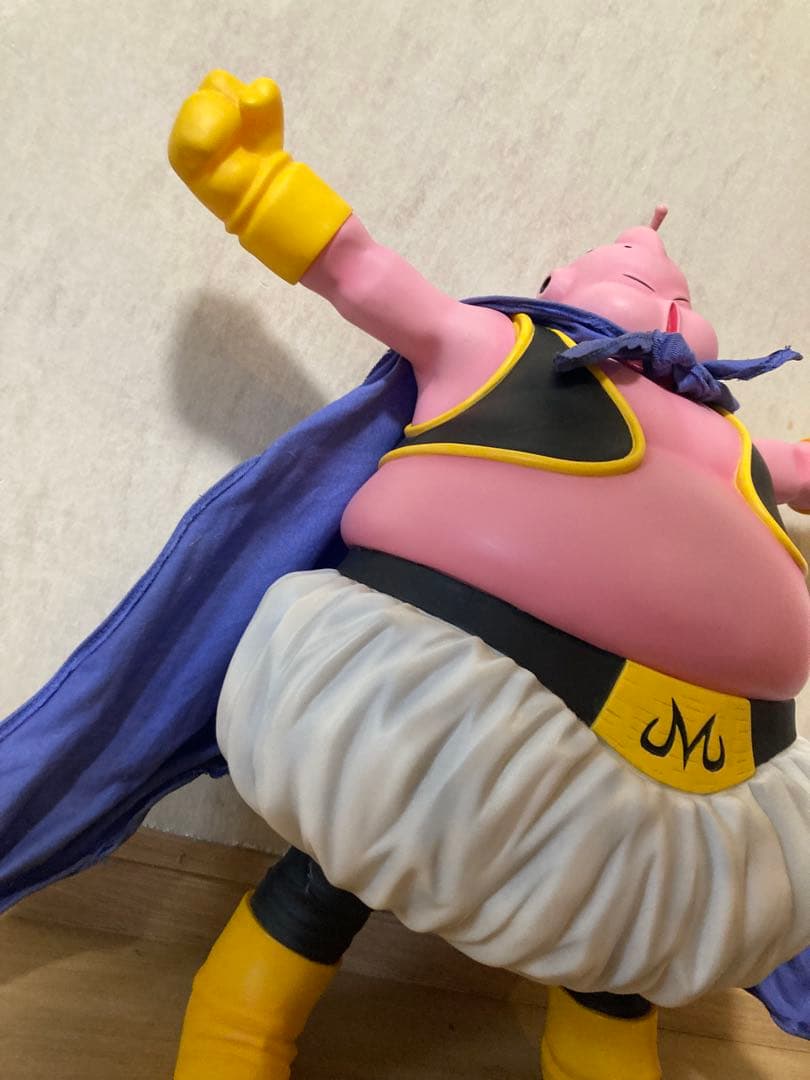 魔人ブウ 限定500体　ギガンティックシリーズ