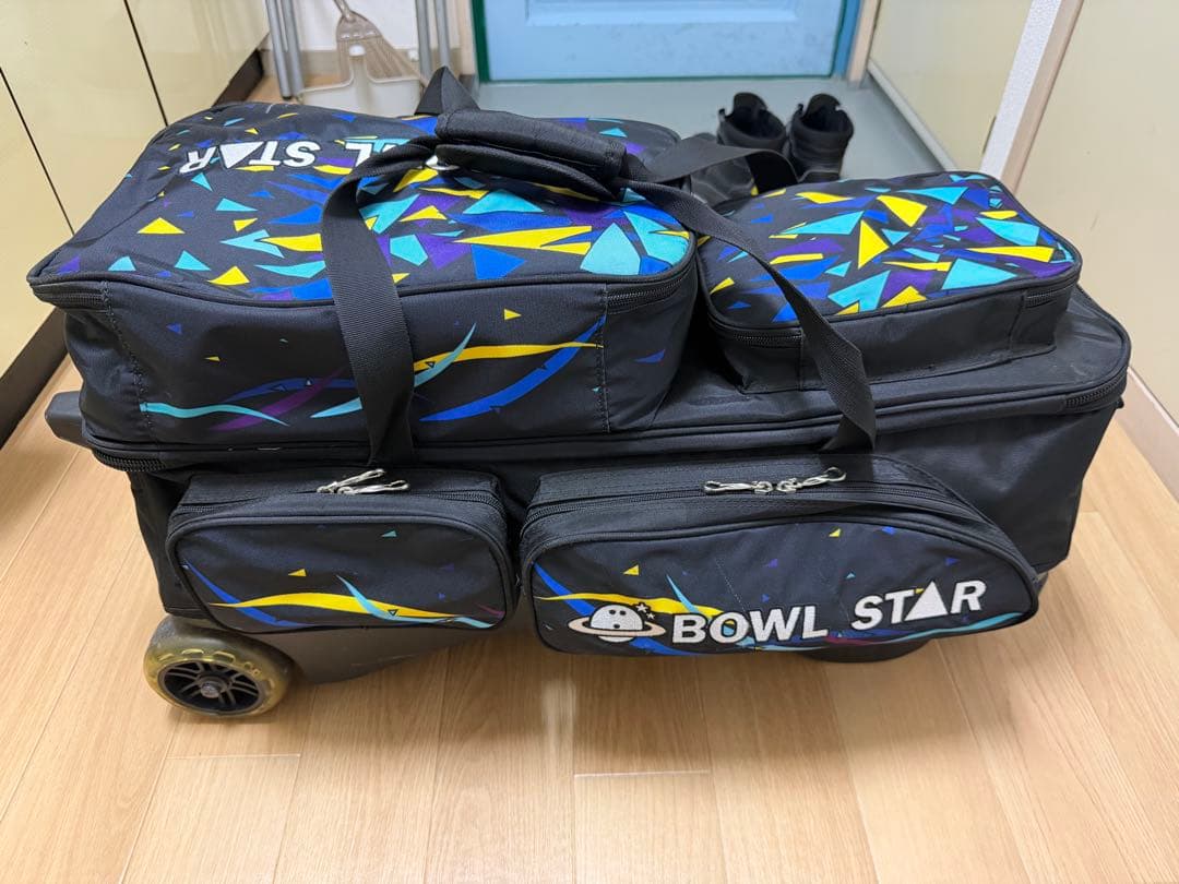 BOWLSTAR 3ボールローラーキャリーバッグ オマケあり。