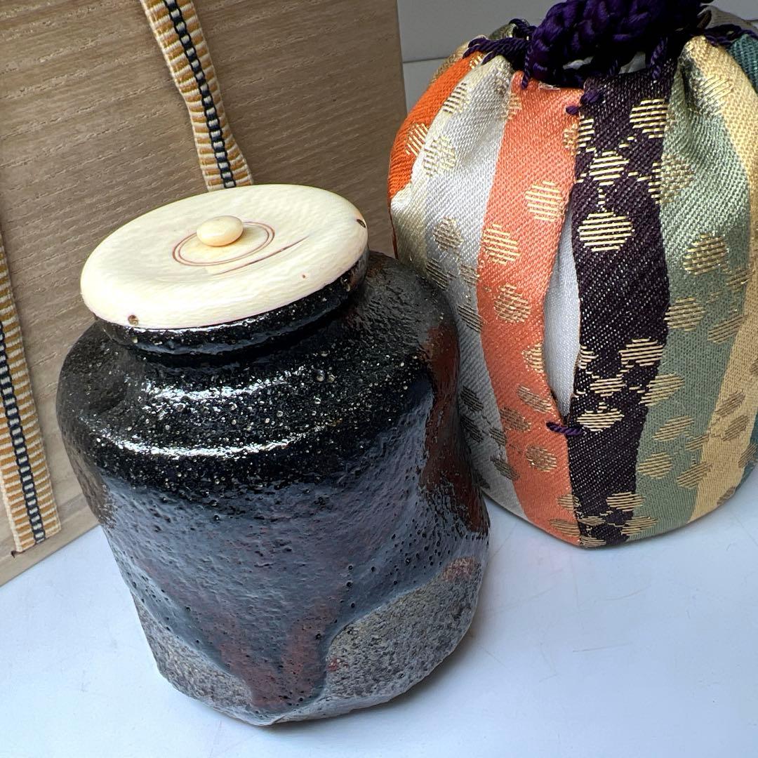 黒楽　上手茶入　替仕覆付（高木間通）　木箱付　高約7.5㎝東Y7-1229☆2F