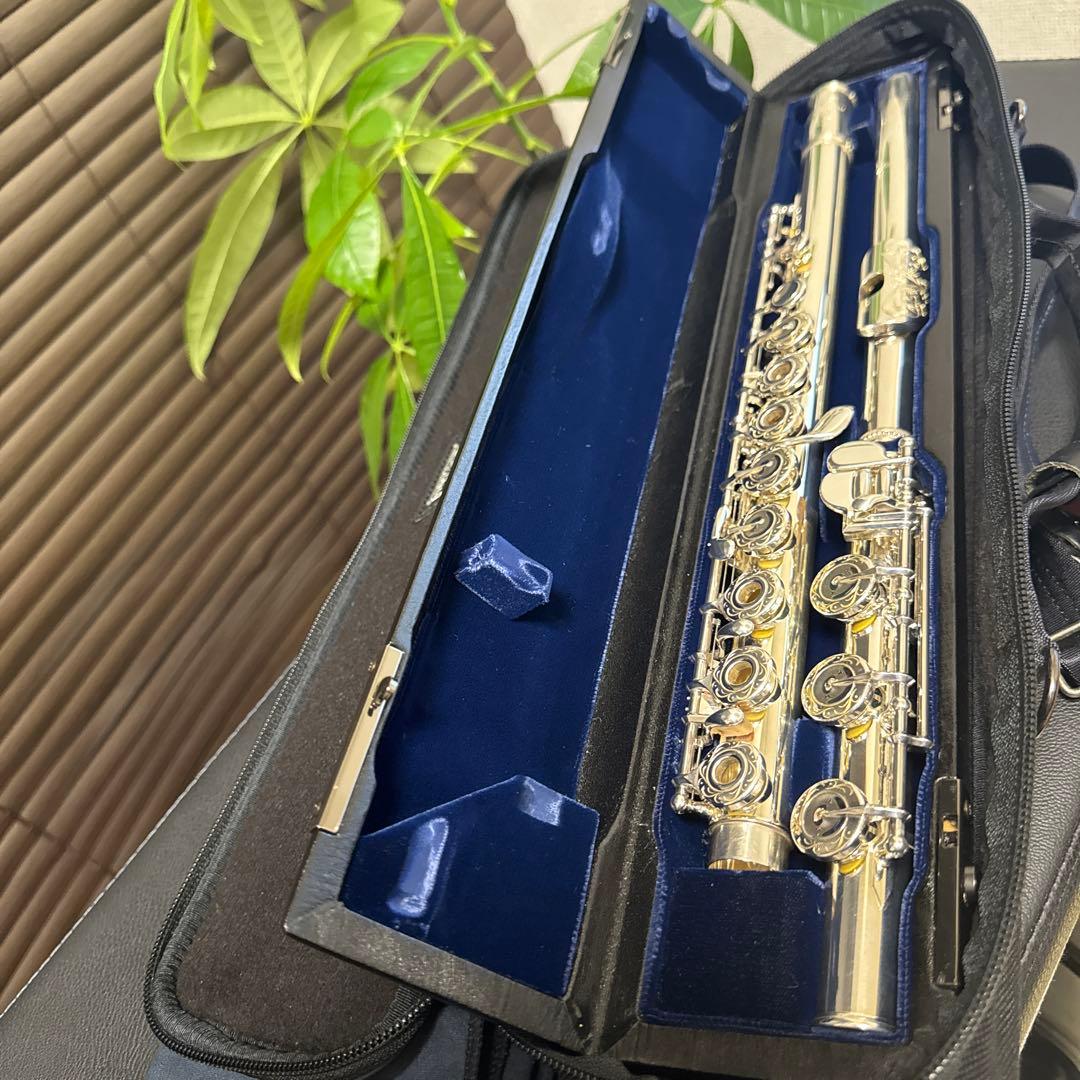 SANKYO フルート　総銀製H足部管　彫刻あり
