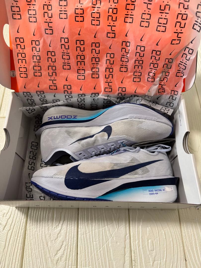 新品　ナイキ ヴェイパーフライ 4 27.5㎝