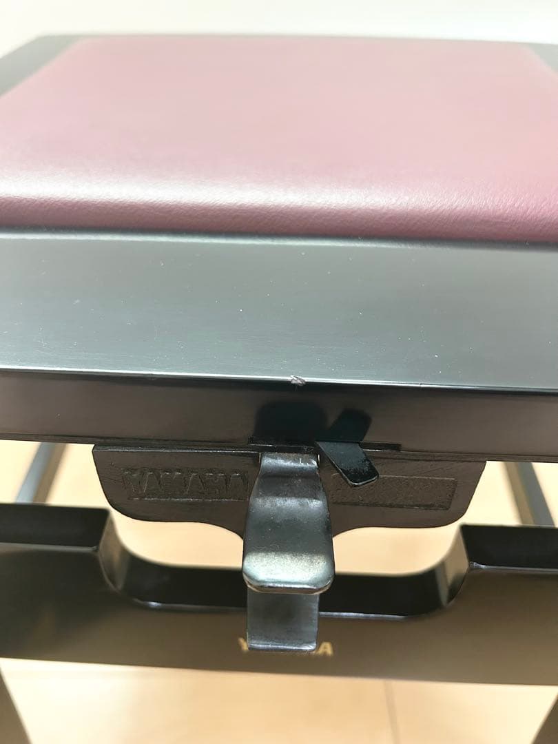 YAMAHA トムソン椅子　黒　アップライトピアノ　グランドピアノ　レトロ