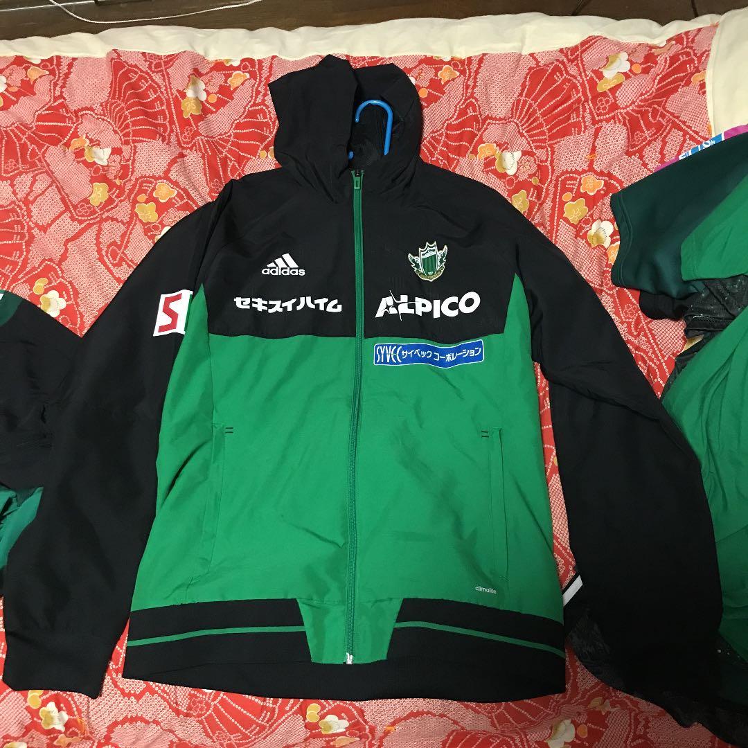 Takaboo様　サッカーJリーグ松本山雅FC ユニフォーム　トレーニングウェア