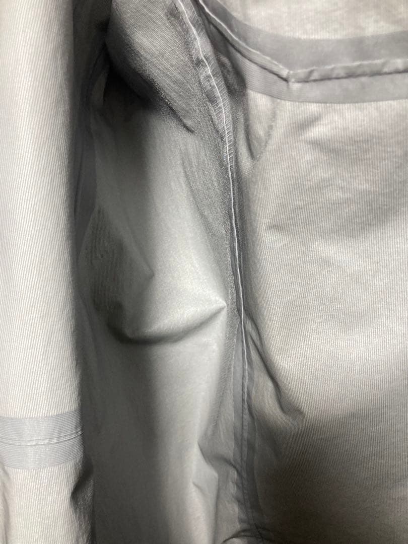 シマノ ネクサスDSタフレインスーツ RA-124S Lサイズ　ブラック