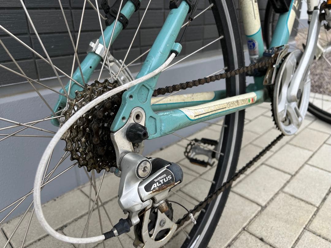 【手渡し限定】ビアンキ シエロ クロスバイク 2013年 レストアベース